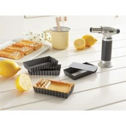 Set De 4 Moules à Tartelettes Avec Fonds Amovibles -Boutique Silikomart 541084 4 4 Set de 4 moules a tartelettes avec fonds amovibles Mathon